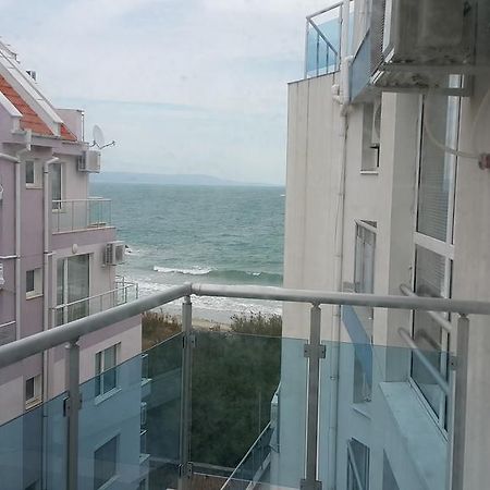 Kraybrezhna Apartment 포마리 외부 사진