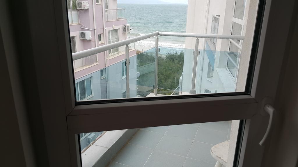 Kraybrezhna Apartment 포마리 외부 사진