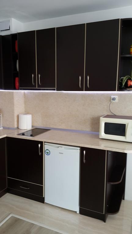 Kraybrezhna Apartment 포마리 외부 사진
